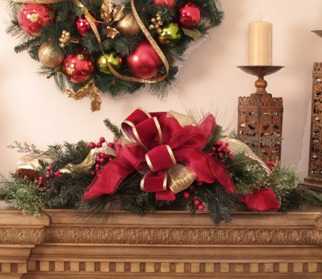 (image for) Christmas Pine and Berry Centerpiece with Bow CR1028 Holiday TEXT_CLOSE_WINDOW