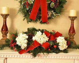(image for) Pine and Hydrangea Christmas Swag and Centerpiece CR1593