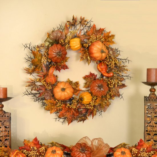 (image for) Grande Sparkling Pumpkin Fall Wreath with Berries WR4854 Out of Stock TEXT_CLOSE_WINDOW