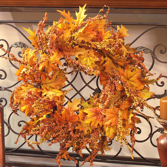 (image for) Fall Oak Leaf and Berry Wreath WR4257-24 - Out of Stock TEXT_CLOSE_WINDOW
