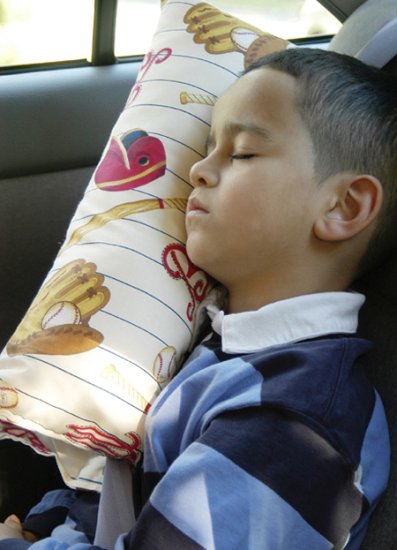 (image for) The Travel Pillow- Seatbelt Pillow - Gifts for Children TEXT_CLOSE_WINDOW