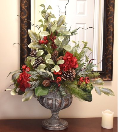 (image for) Grande Winter Greens and Berry Floral Design CR1588