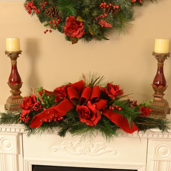 (image for) Christmas Centerpiece with Roses TEXT_CLOSE_WINDOW